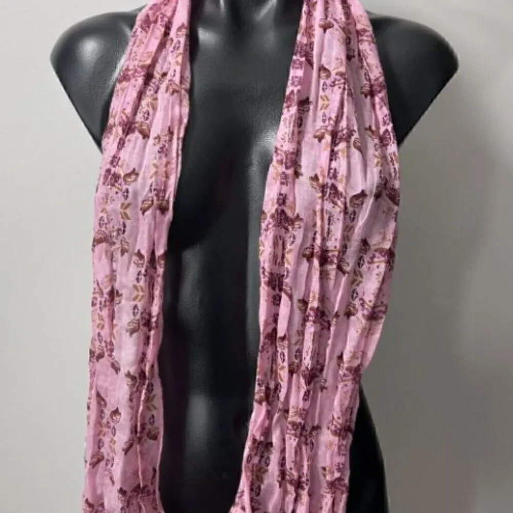 Warriors in Pink Scarf POWERED BY FORD